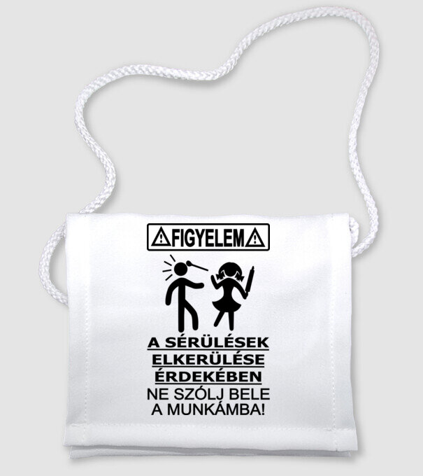  minta fehér pólón