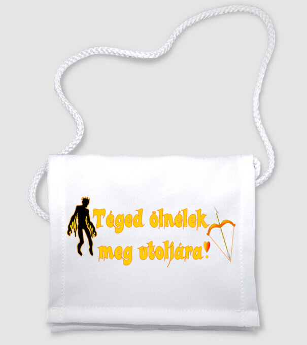  minta fehér pólón
