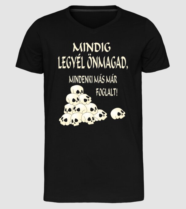  minta fekete pólón