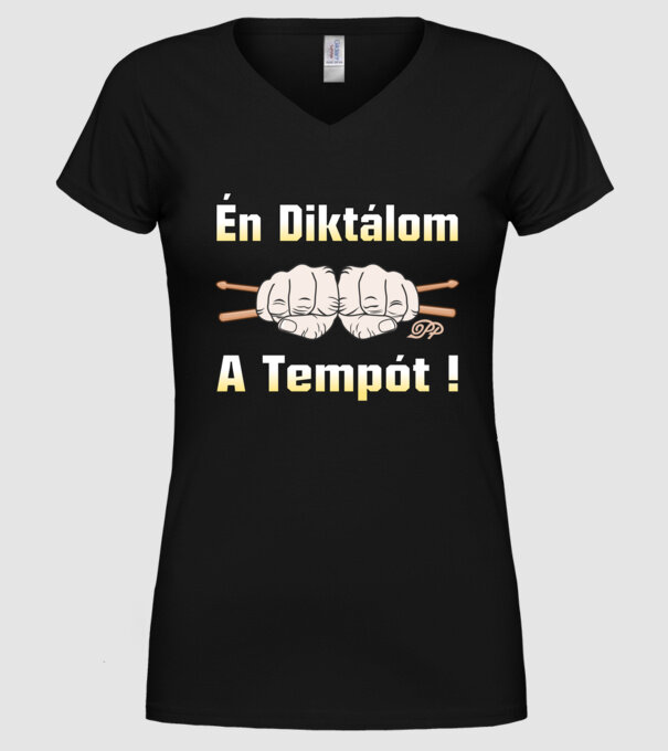  minta fekete pólón