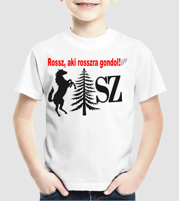  minta fehér pólón