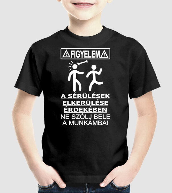  minta fekete pólón