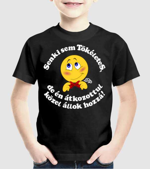  minta fekete pólón