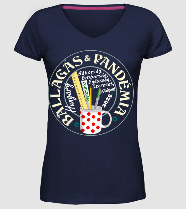  minta sötétkék pólón