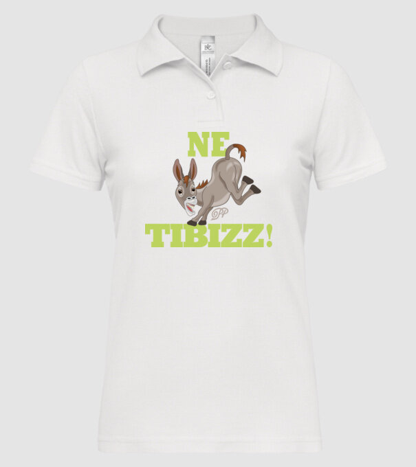  minta fehér pólón