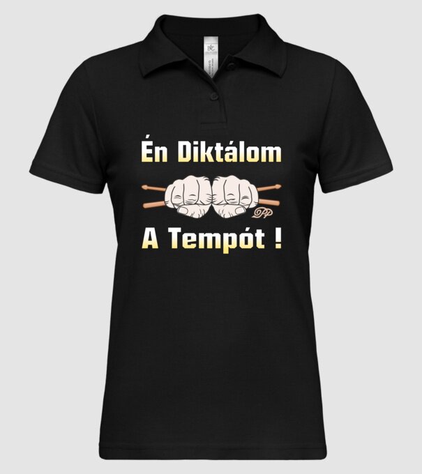 minta fekete pólón