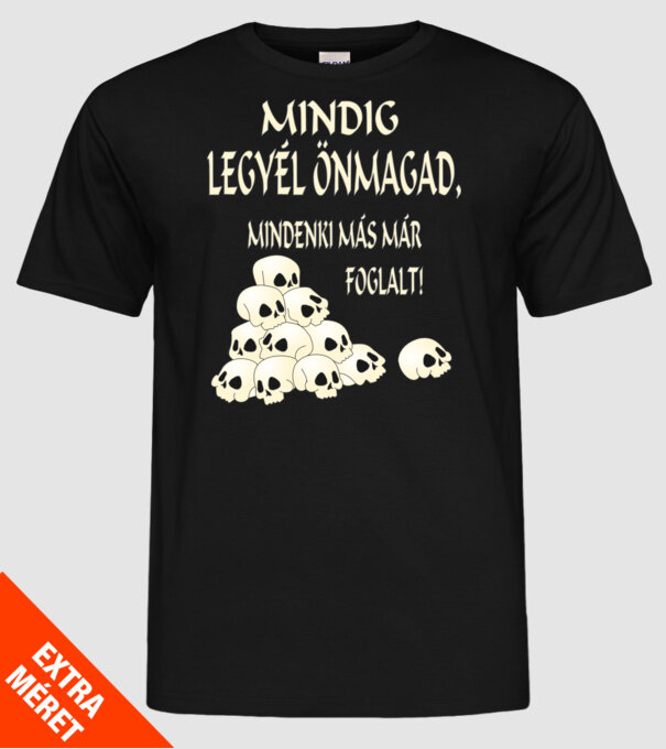  minta fekete pólón