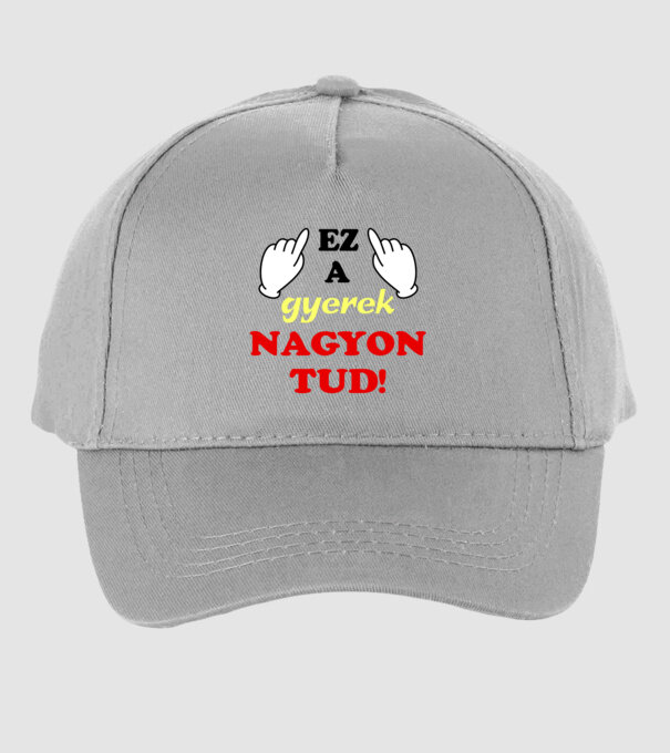  minta szürke pólón