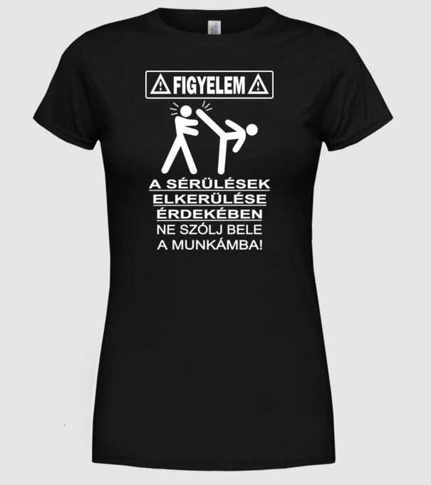  minta fekete pólón