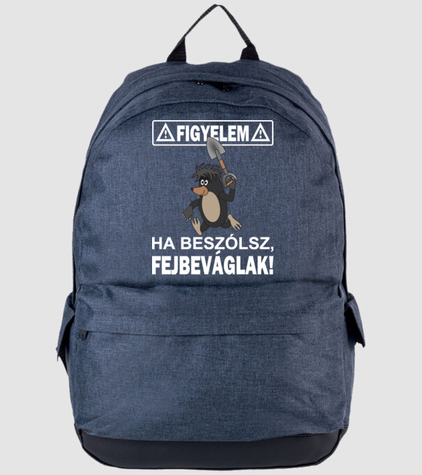  minta farmerkék pólón