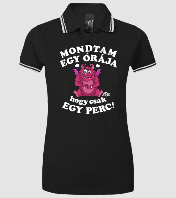  minta fekete pólón