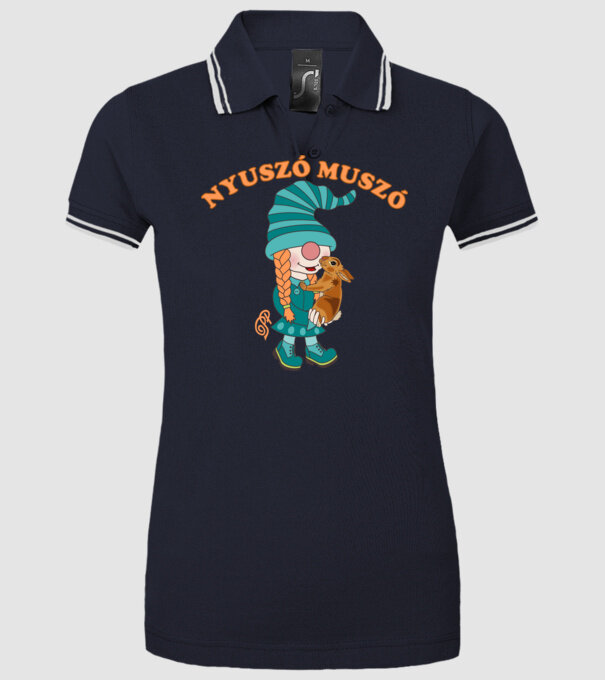  minta sötétkék pólón