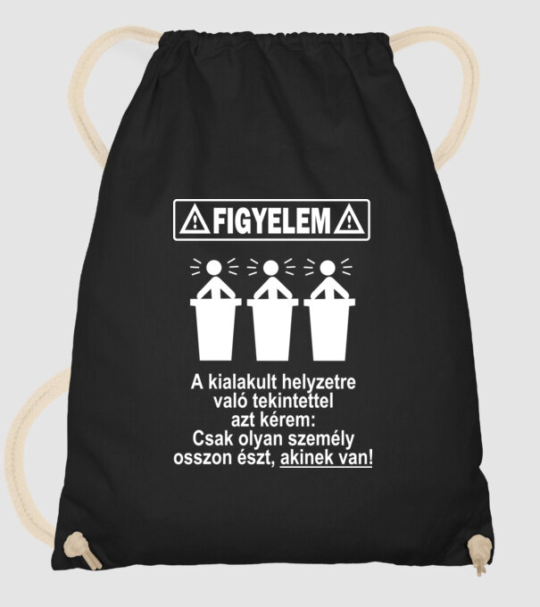  minta fekete pólón