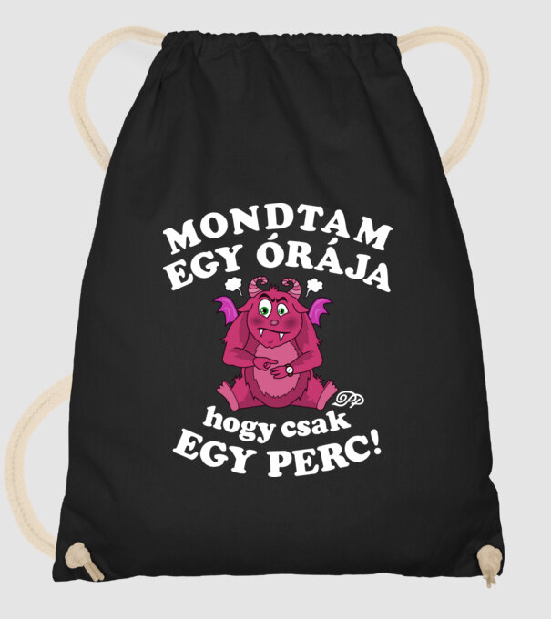  minta fekete pólón