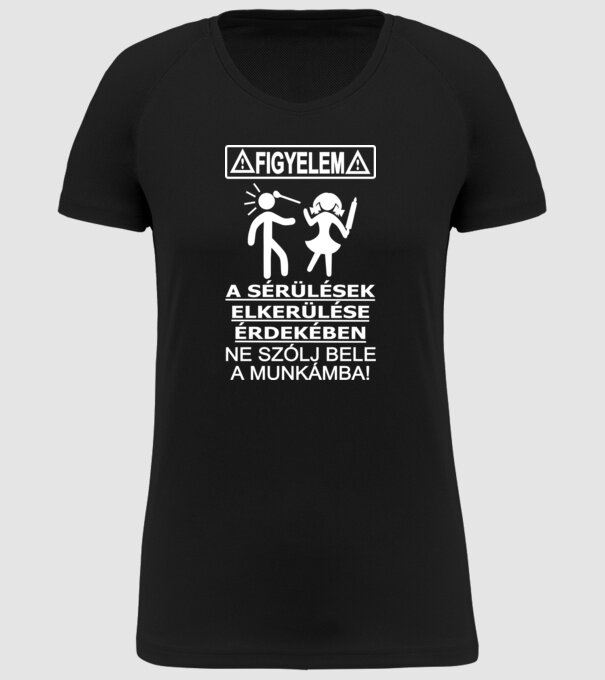  minta fekete pólón
