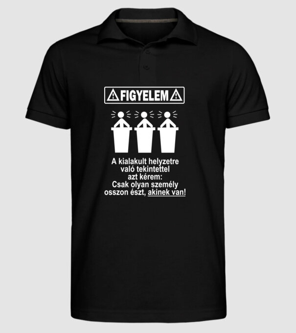  minta fekete pólón