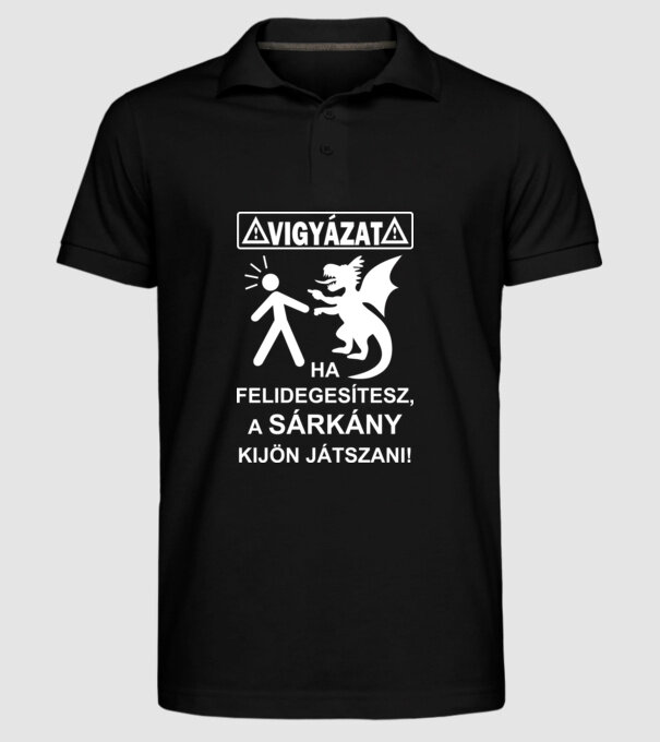  minta fekete pólón