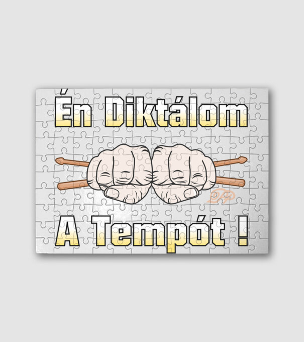  minta fehér pólón