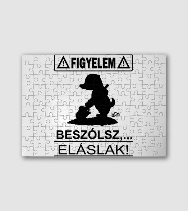  minta fehér pólón