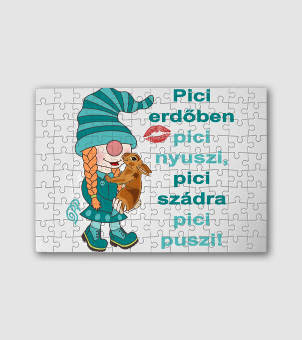 minta fehér pólón
