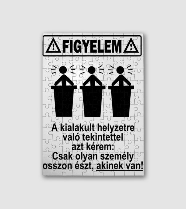  minta fehér pólón