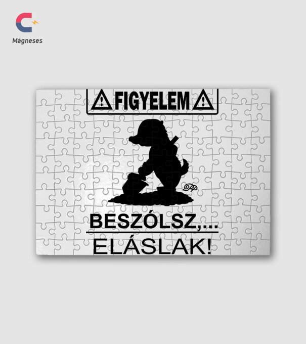  minta fehér pólón
