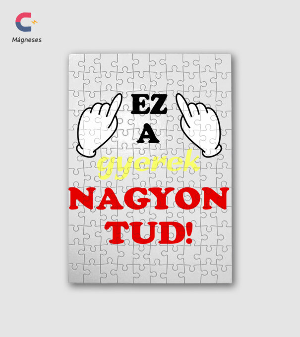  minta fehér pólón