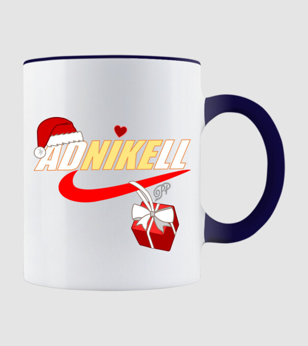  minta sötétkék pólón