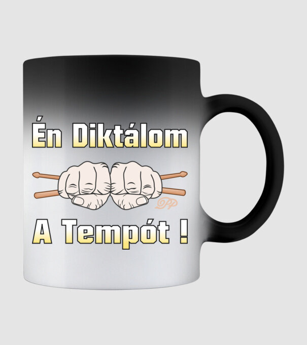  minta fekete pólón