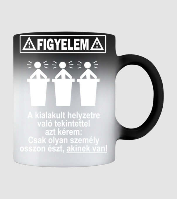  minta fekete pólón