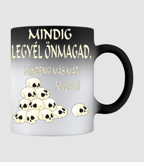  minta fekete pólón