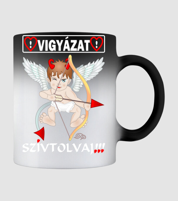  minta fekete pólón