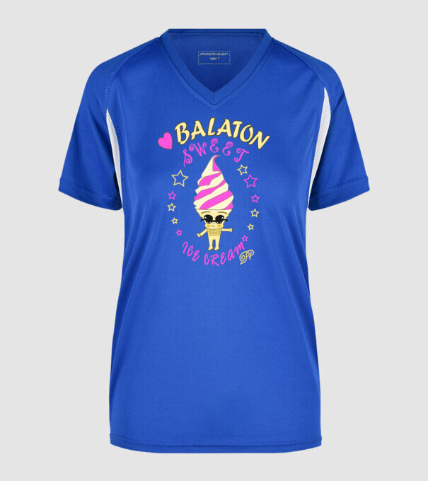  minta királykék pólón